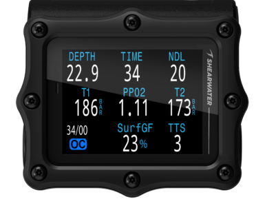 Pantalla AMOLED de la Shearwater Perdix 3 para buceo técnico